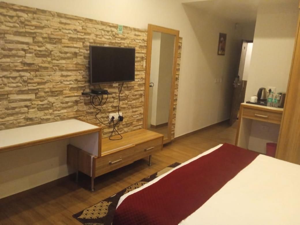 Hotel President Bharwain Eksteriør bilde